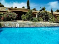 Villa Santa Fe, piscine et vue façade